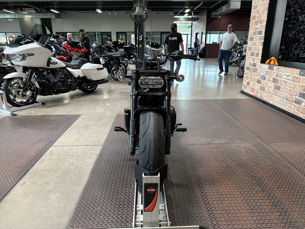 Sportster® S