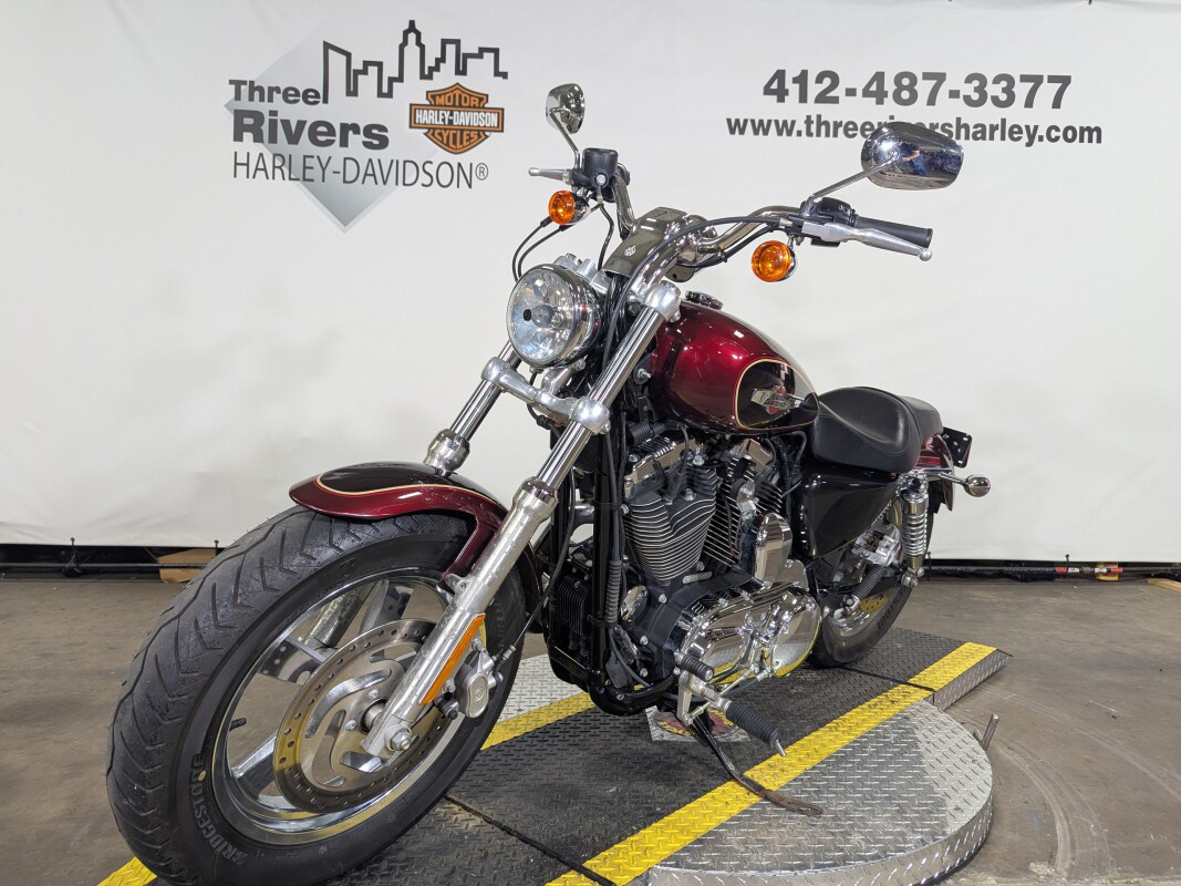 Sportster® 1200 Custom