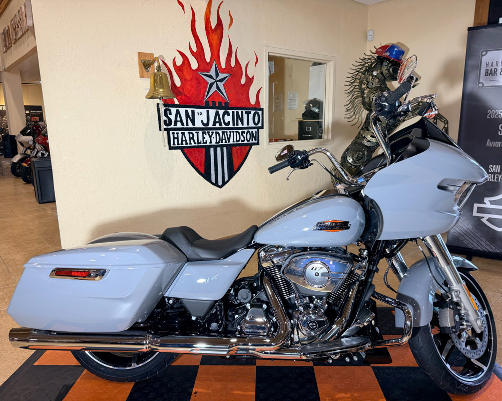Road Glide®