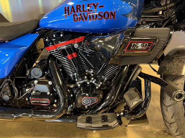 CVO® Street Glide® ST