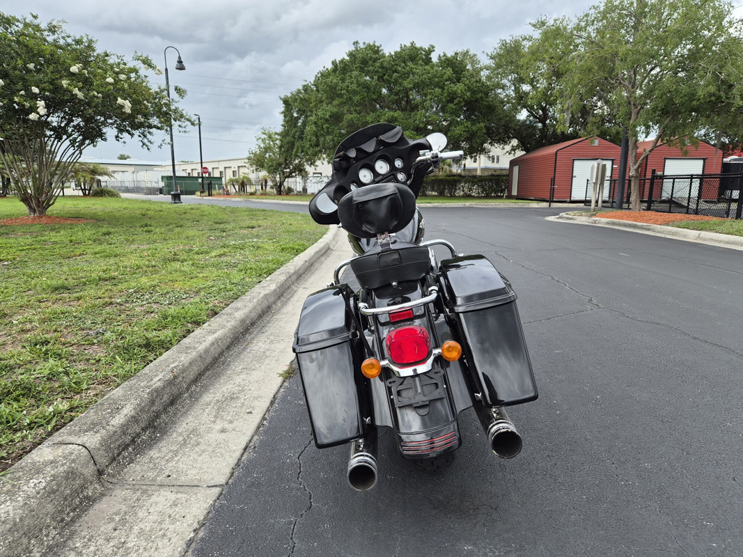 Street Glide®