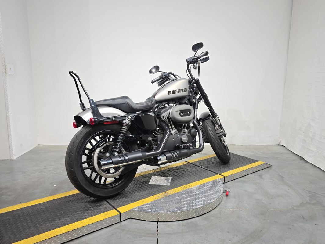 Sportster® Roadster®