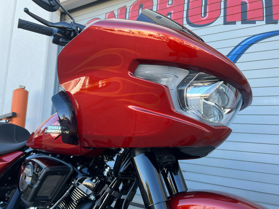 Road Glide®
