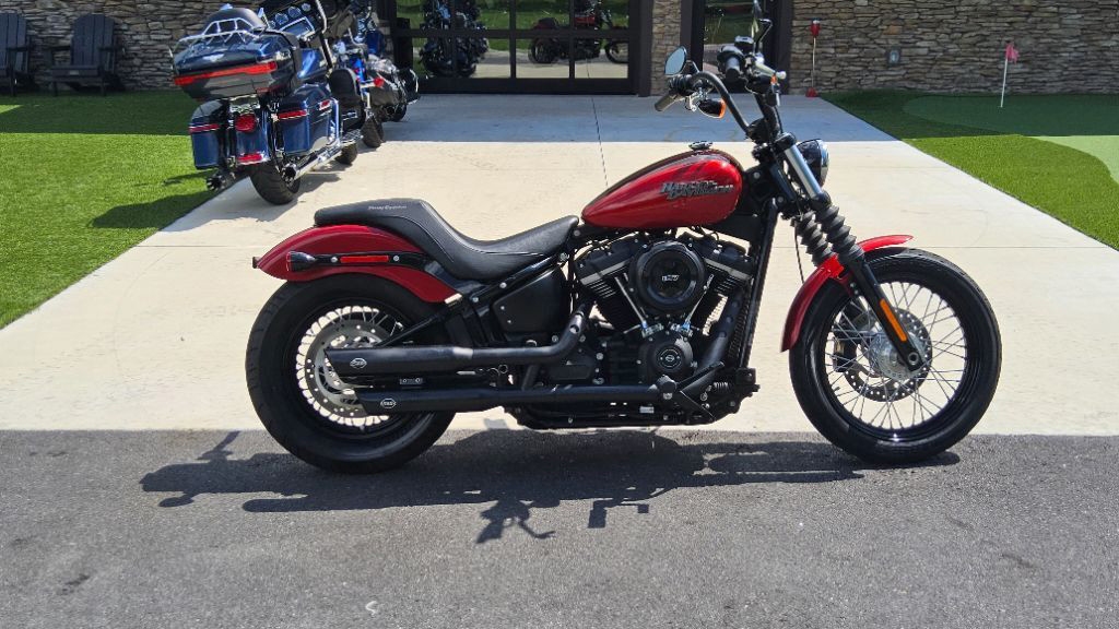 Dyna® Street Bob®	