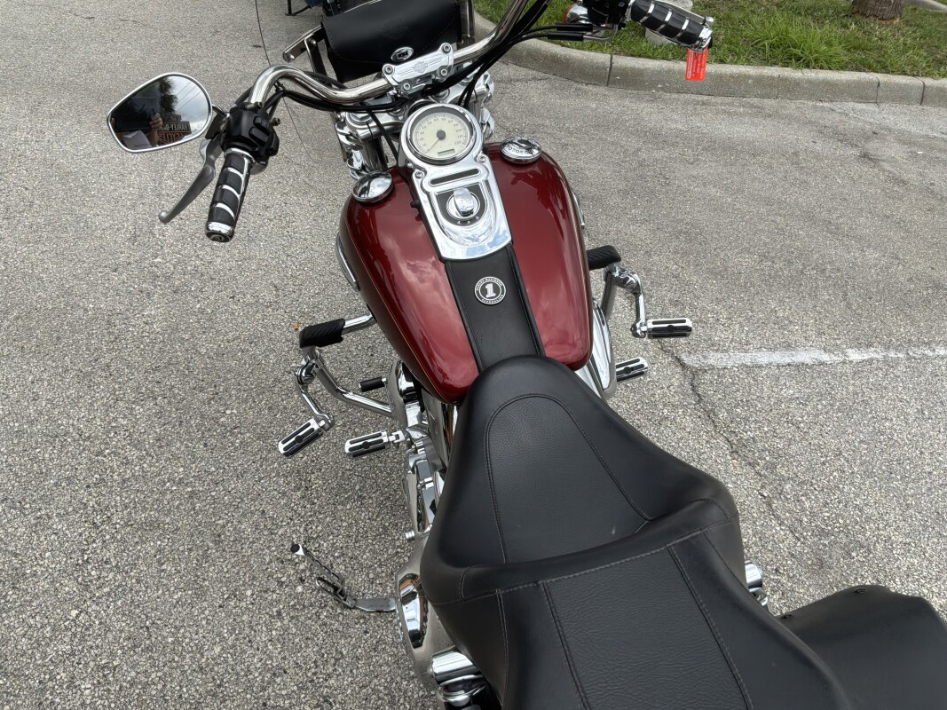 Dyna® Super Glide® Custom