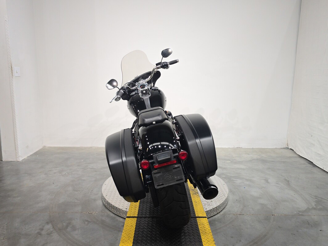 Softail® Sport Glide®