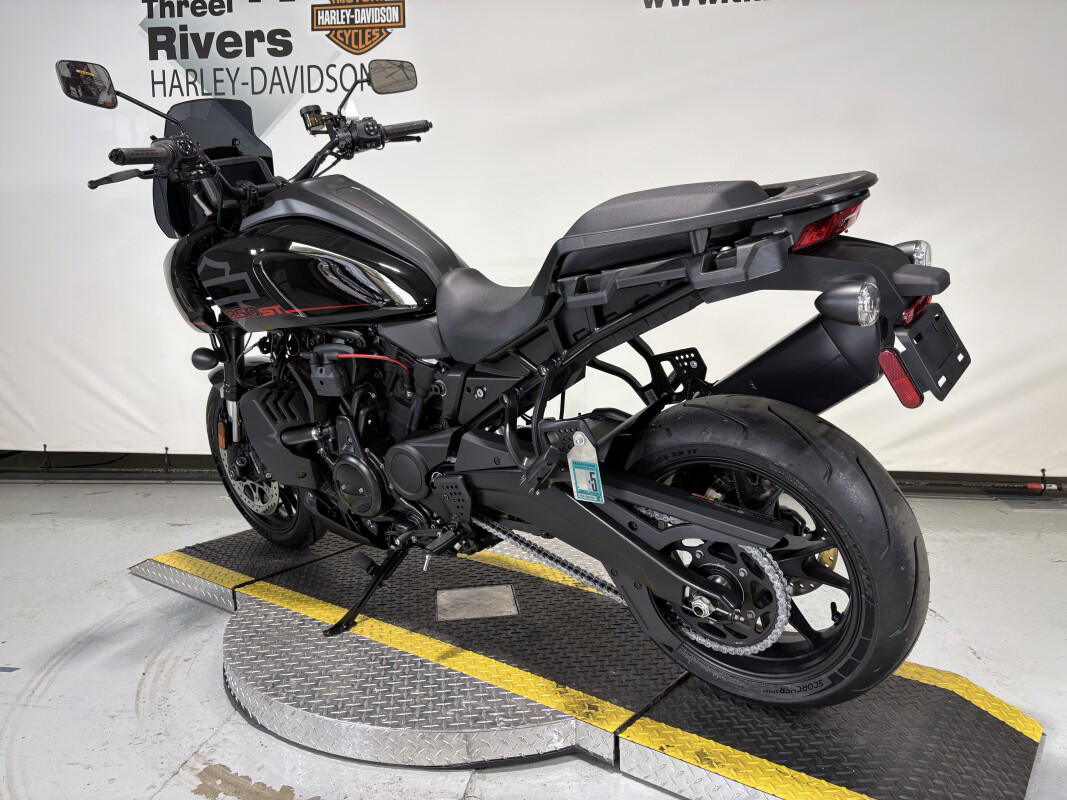 Pan America® 1250 ST
