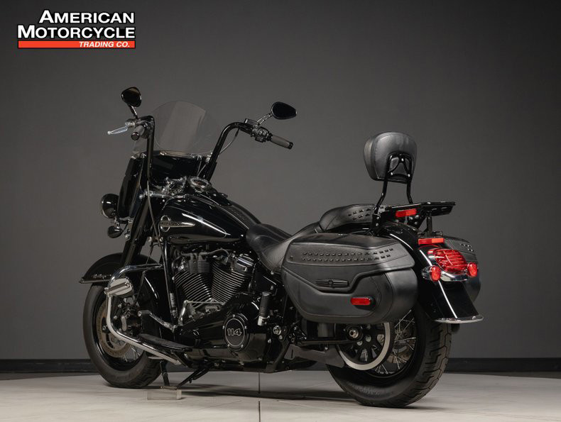 Softail® Heritage Classic 114