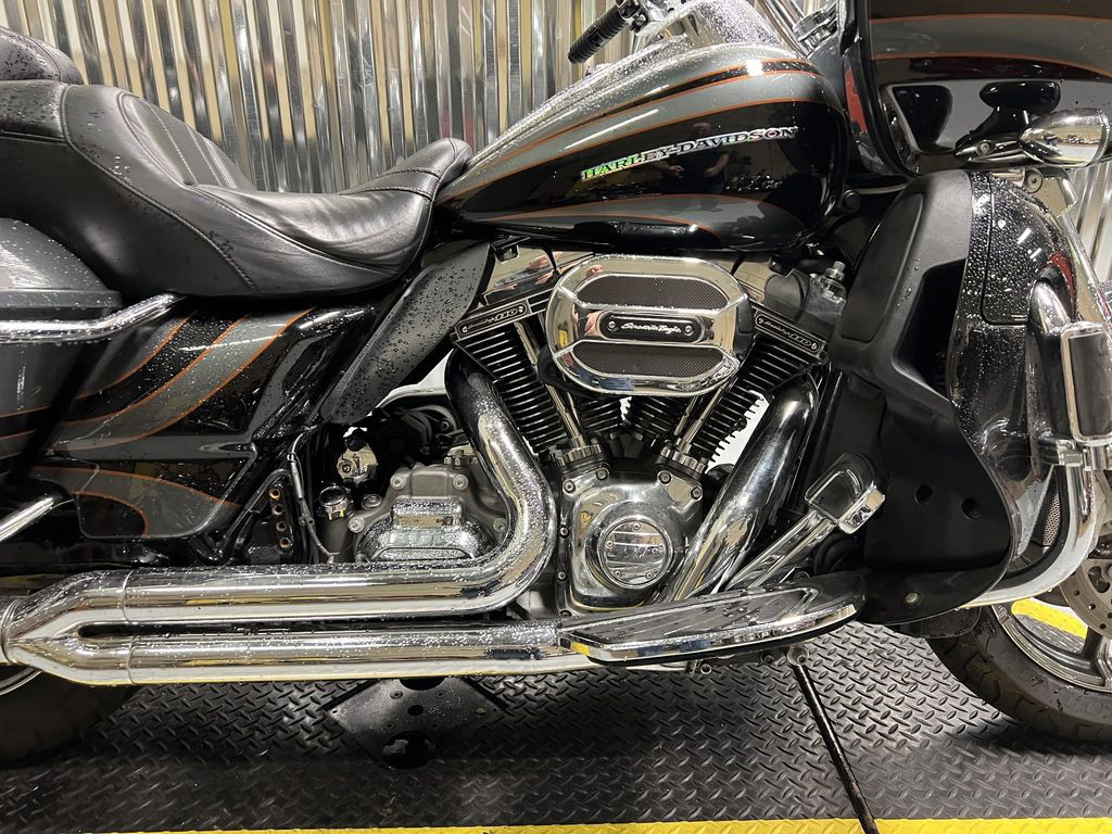 CVO® Road Glide® Ultra