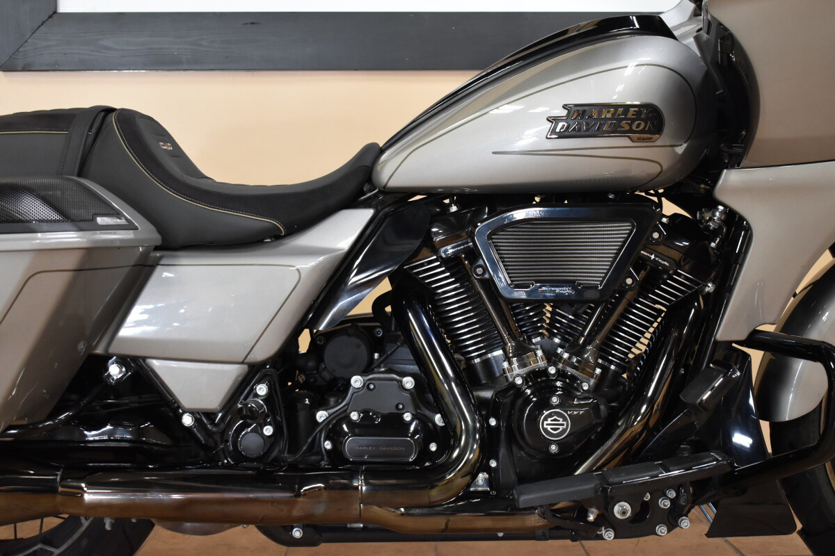 CVO® Road Glide®