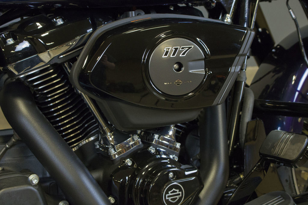Street Glide®