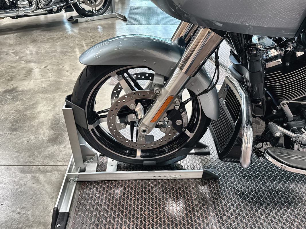Road Glide®