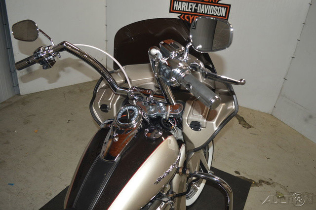 Softail® Deluxe