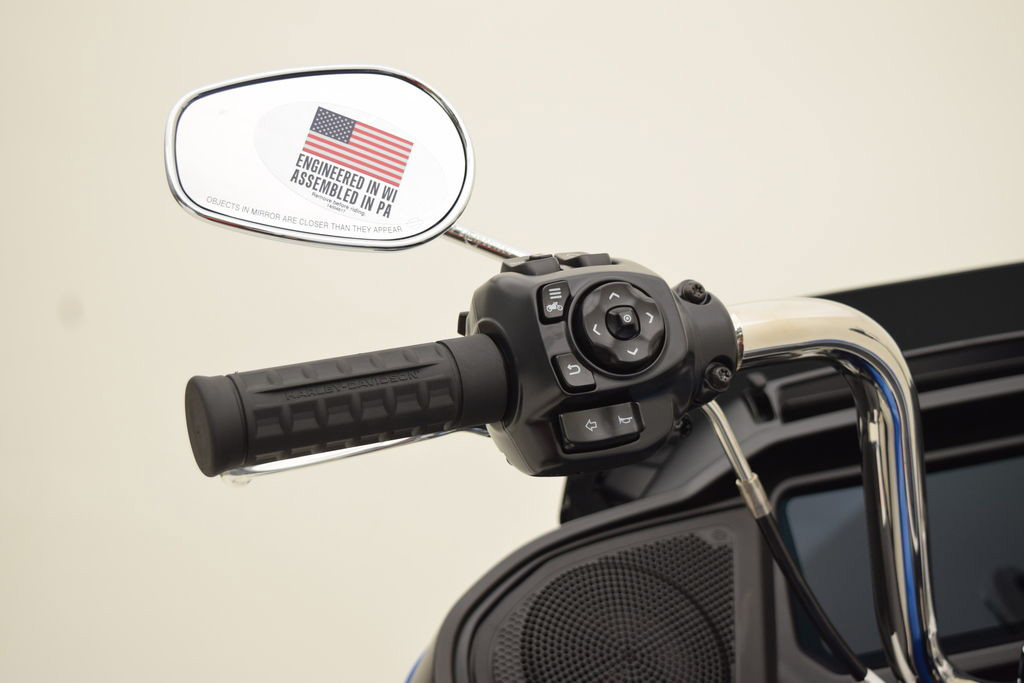 Road Glide®
