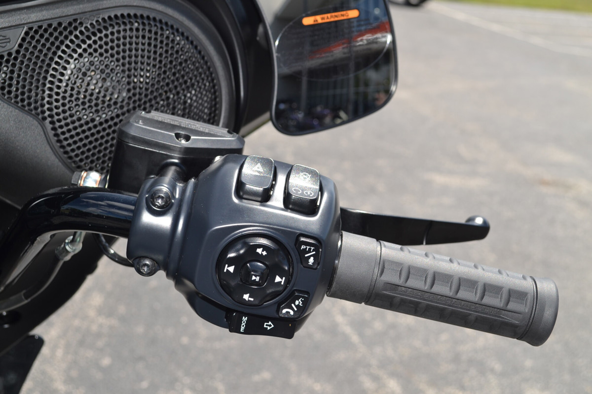 Street Glide®