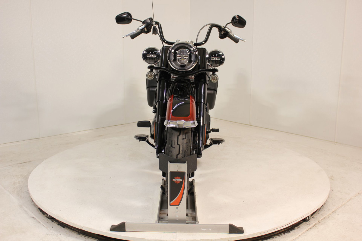 Heritage Classic 114