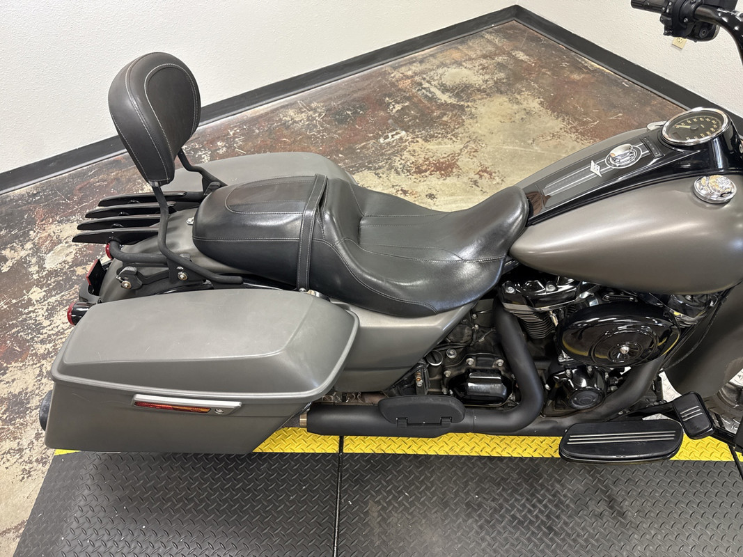 Road King® Special
