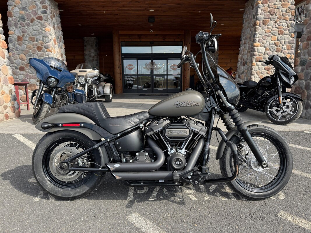 Softail® Street Bob®