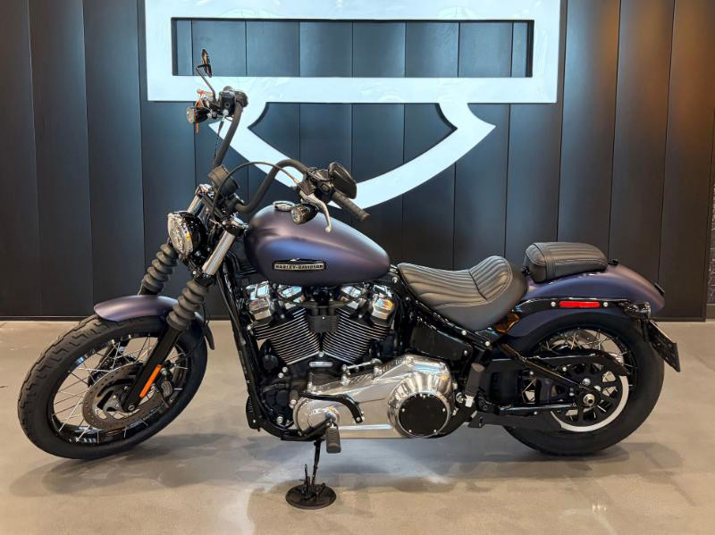 Street Bob®