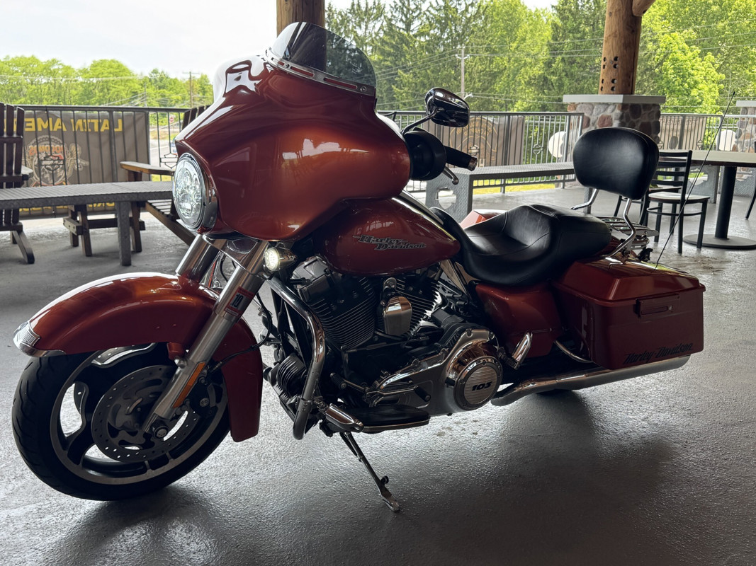 Street Glide®