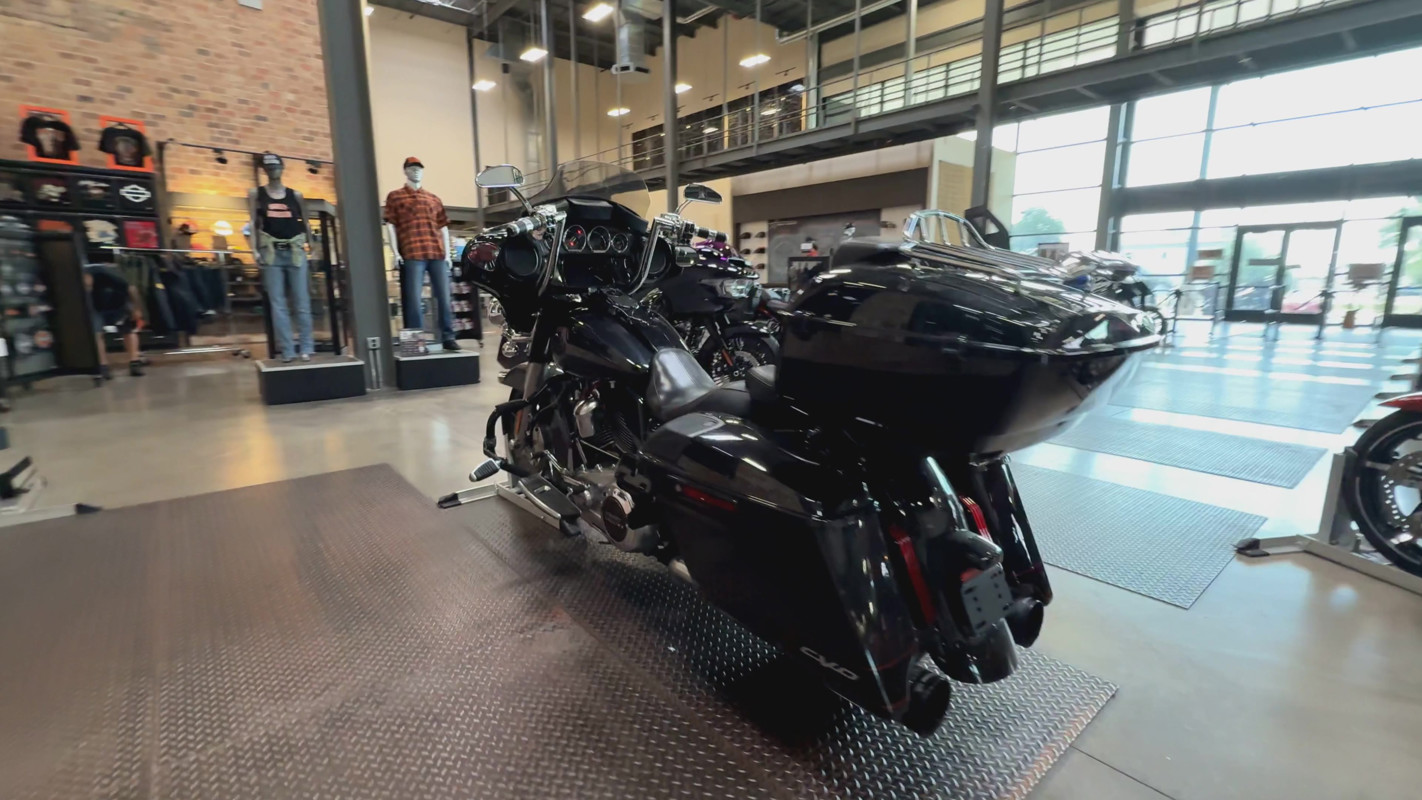 CVO® Street Glide®