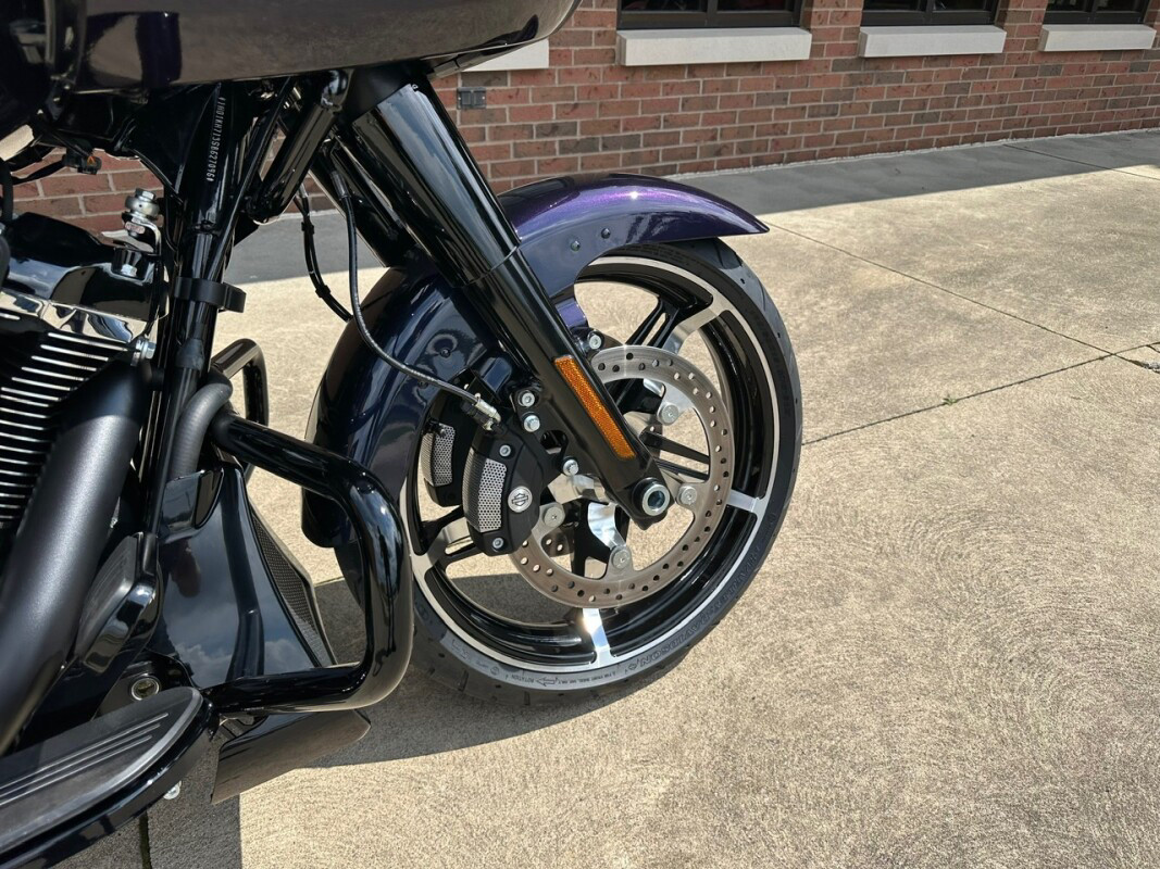 Road Glide®