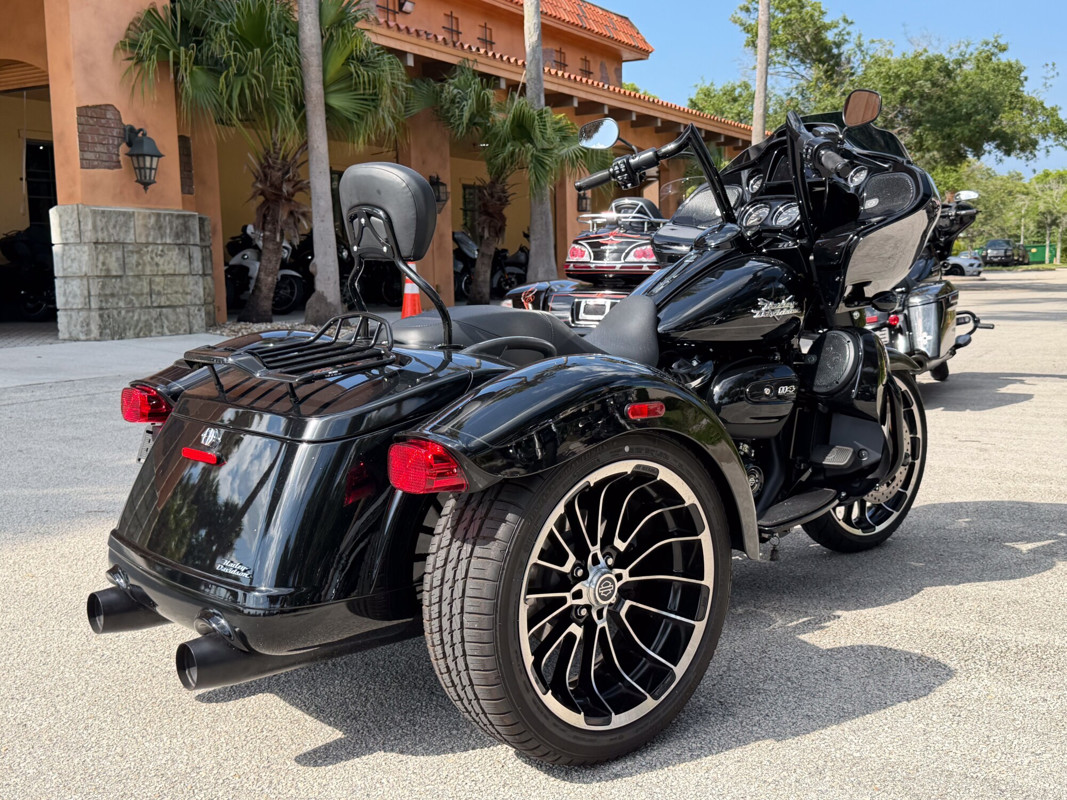 Road Glide® 3