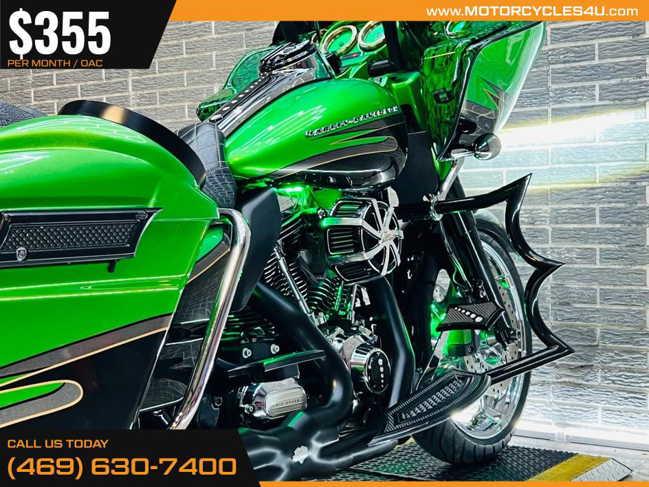 Road Glide®