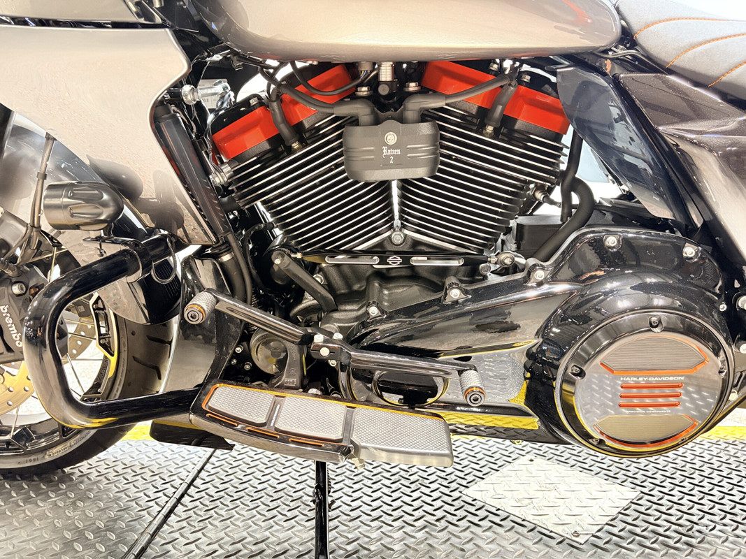 CVO® Road Glide®