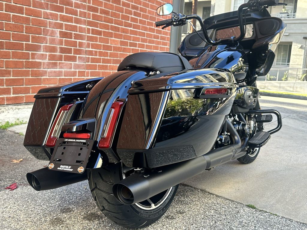 Road Glide®