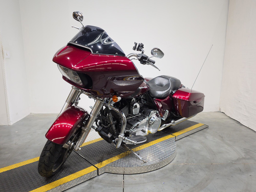 Road Glide®