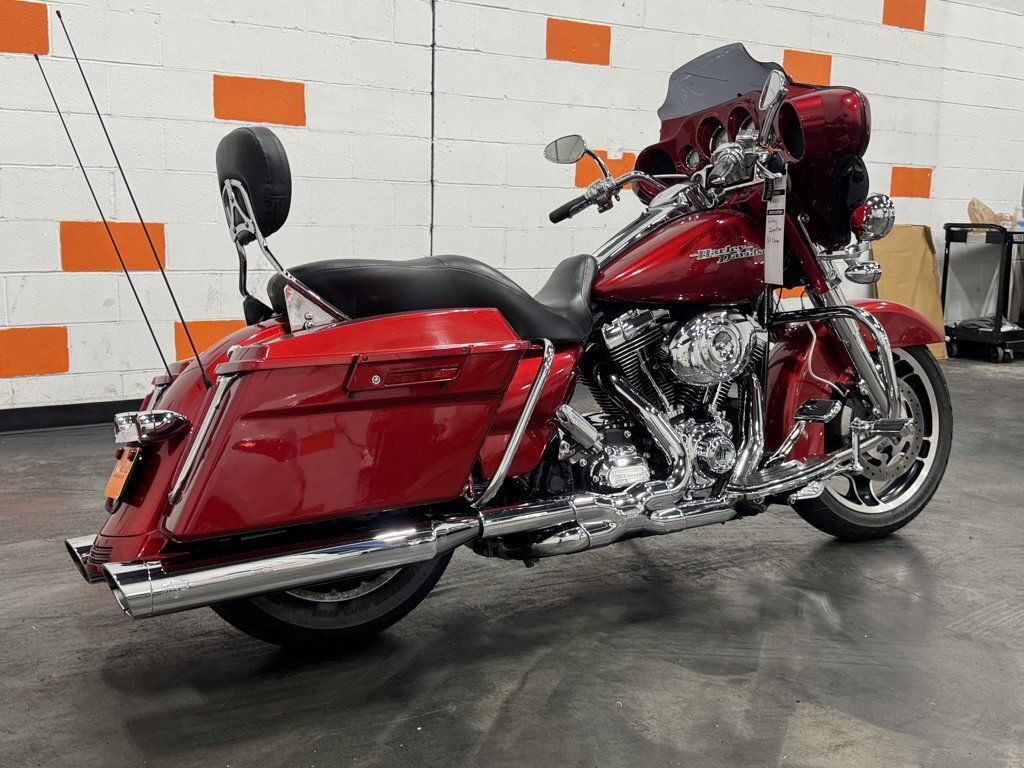 Street Glide®