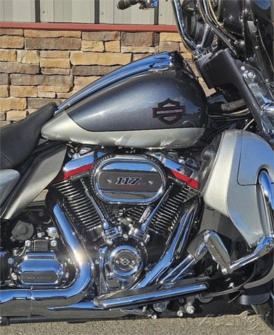 CVO® Street Glide®