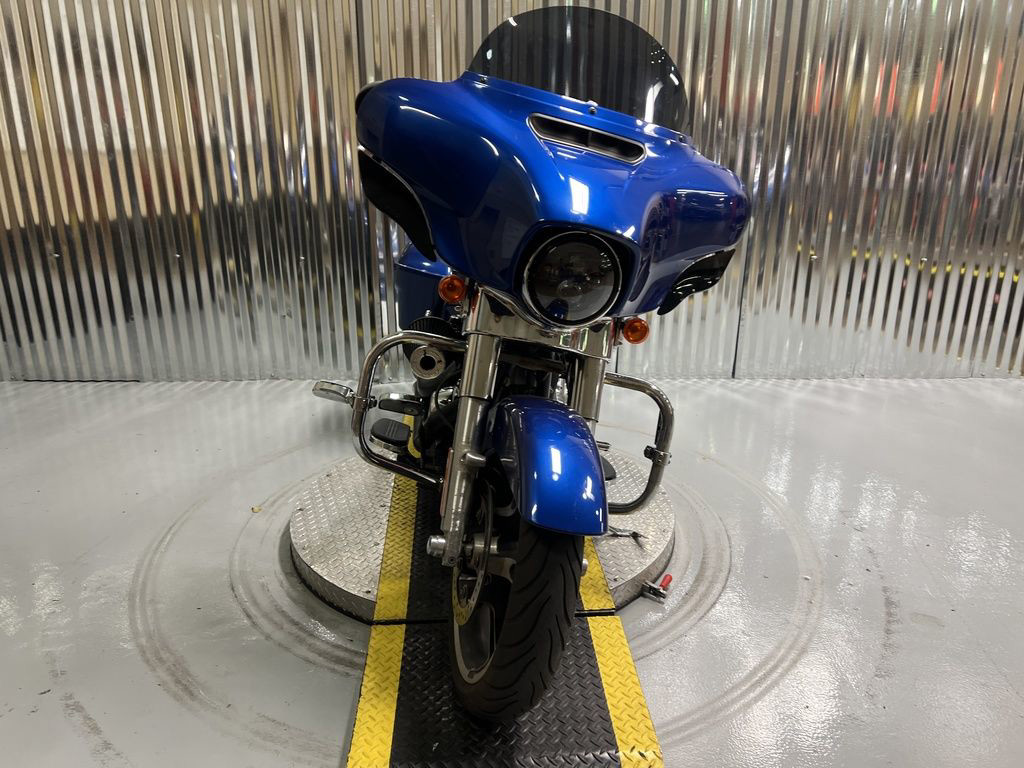 Street Glide®