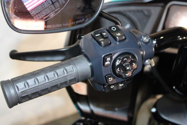 Road Glide®