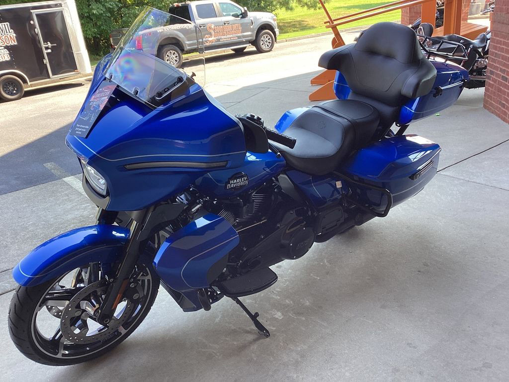 Street Glide® Ultra