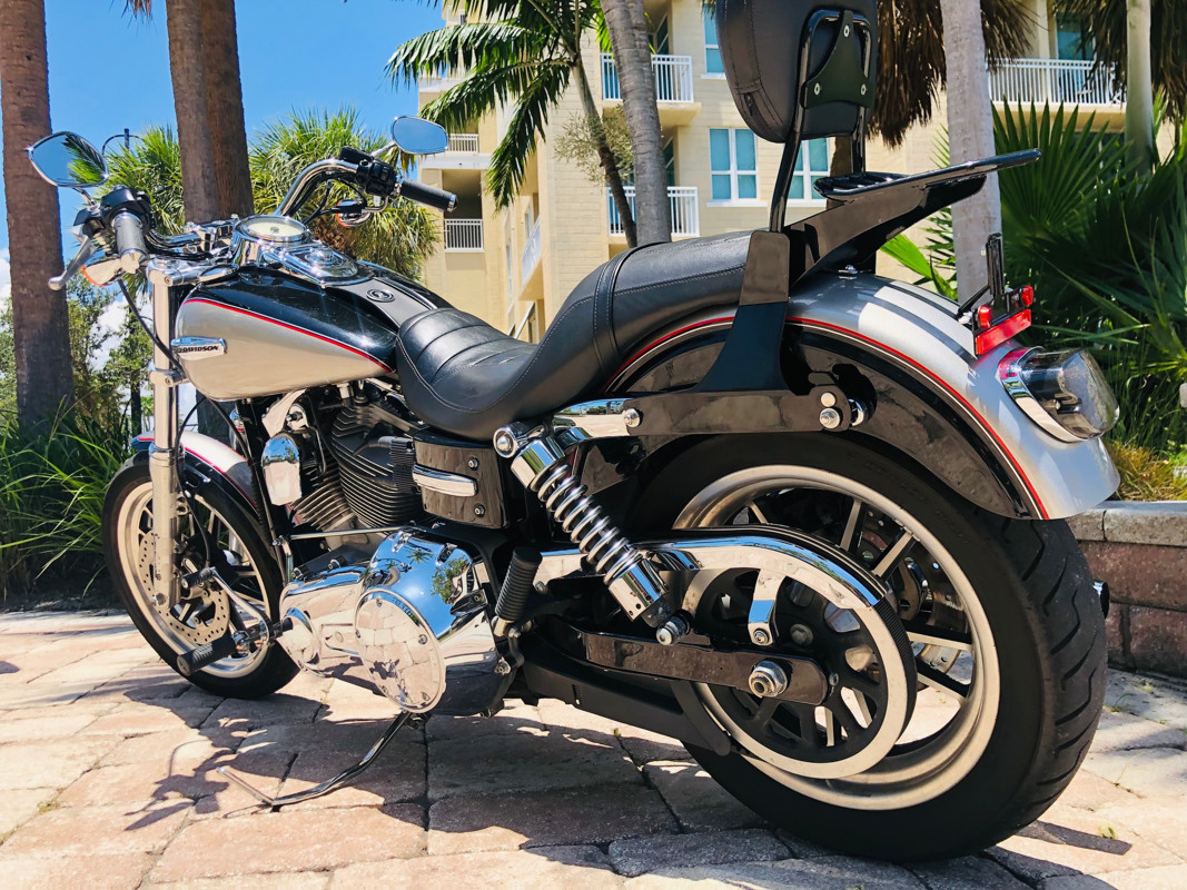 Dyna® Super Glide® Custom