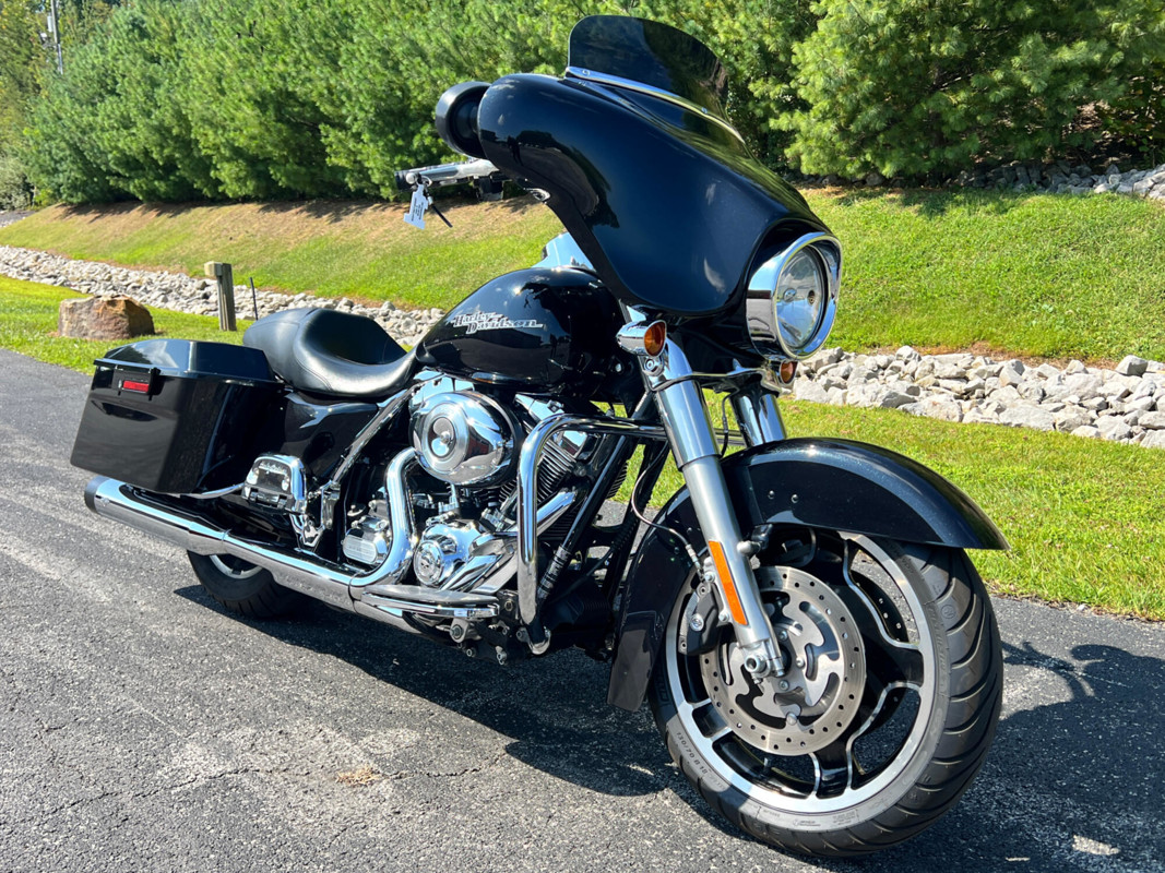 Street Glide®