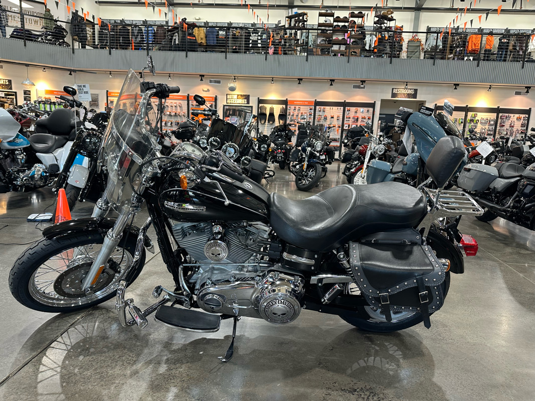 Dyna® Super Glide® Custom