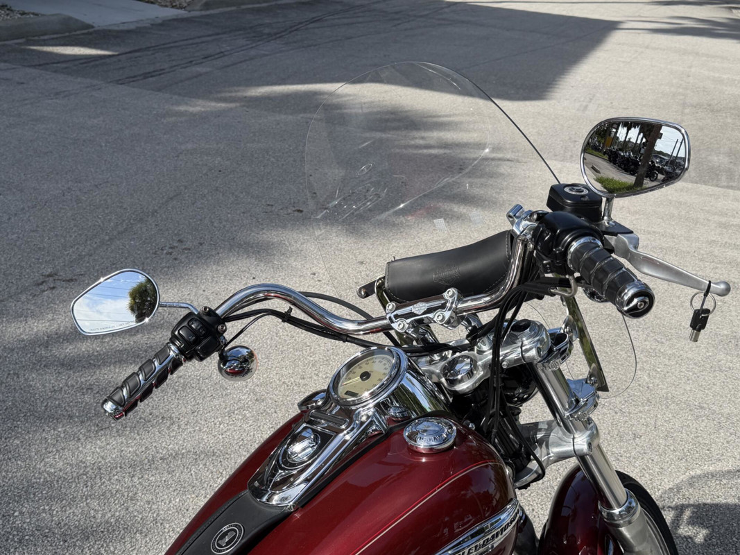 Dyna® Super Glide® Custom