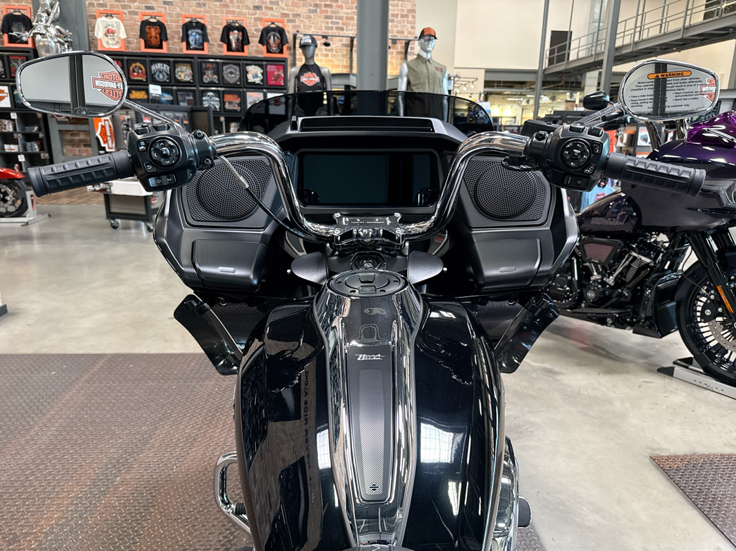 Road Glide®