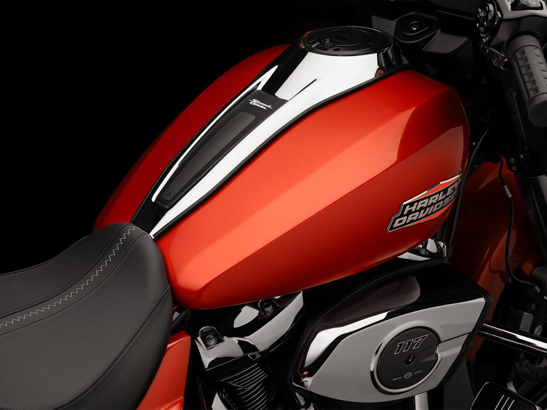 Street Glide®