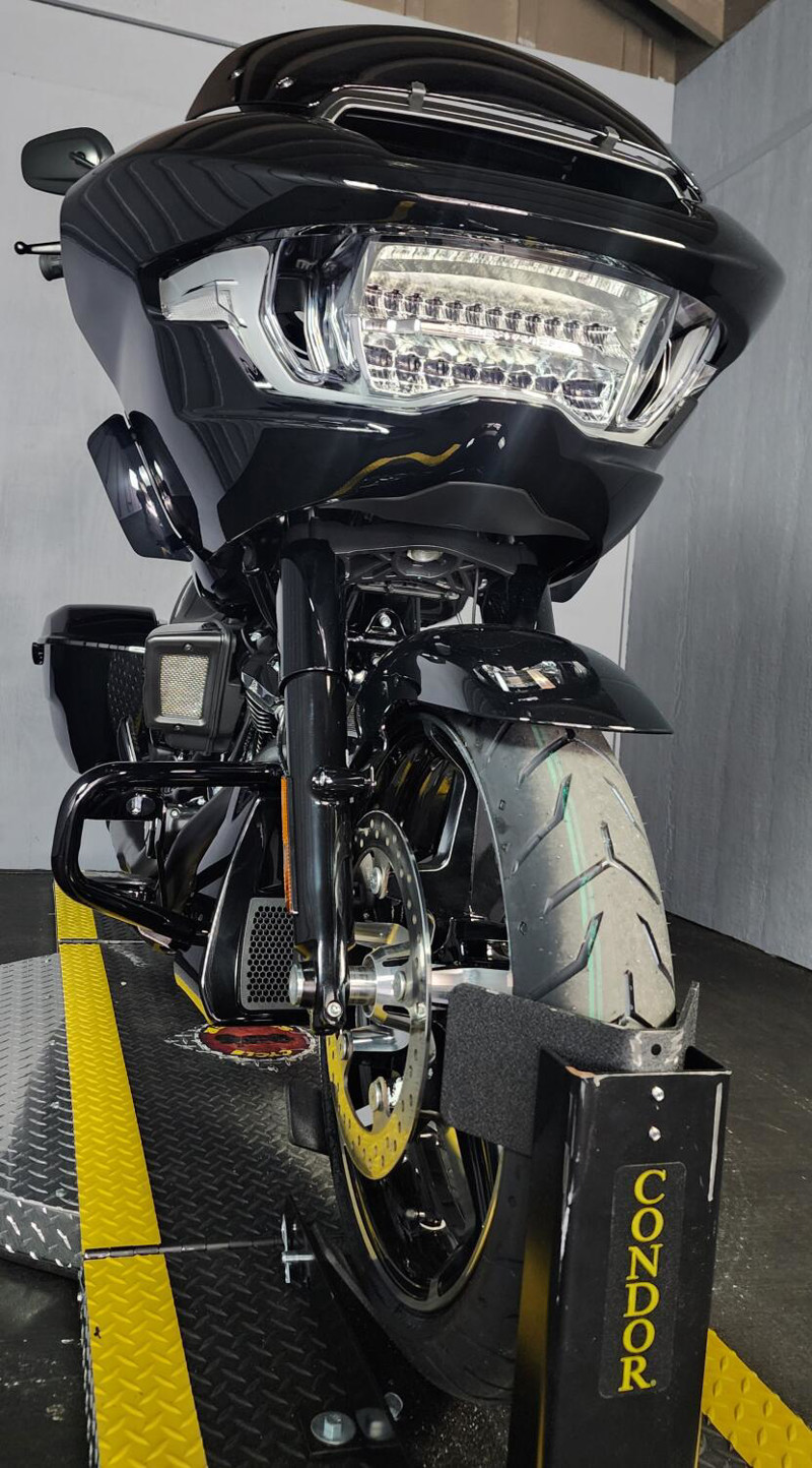 Road Glide®