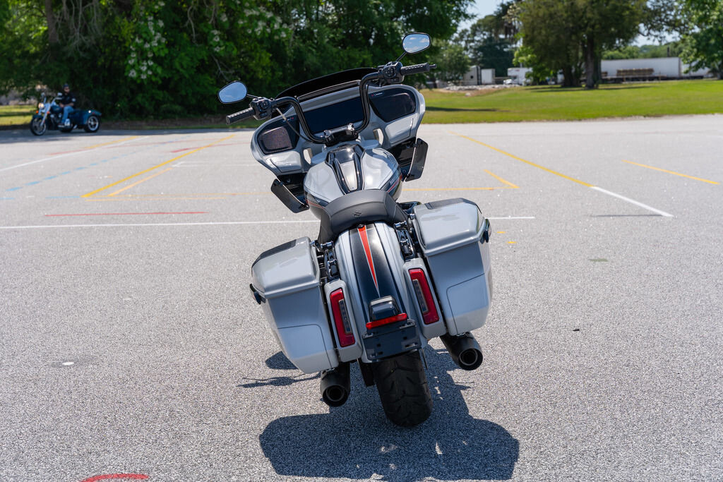 Road Glide®