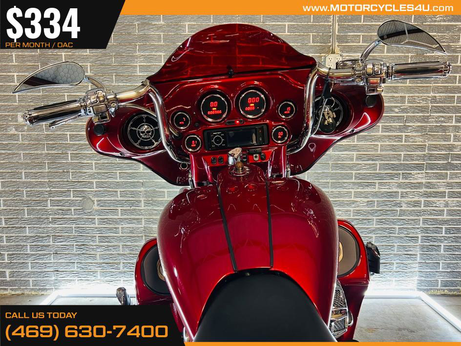 Street Glide®