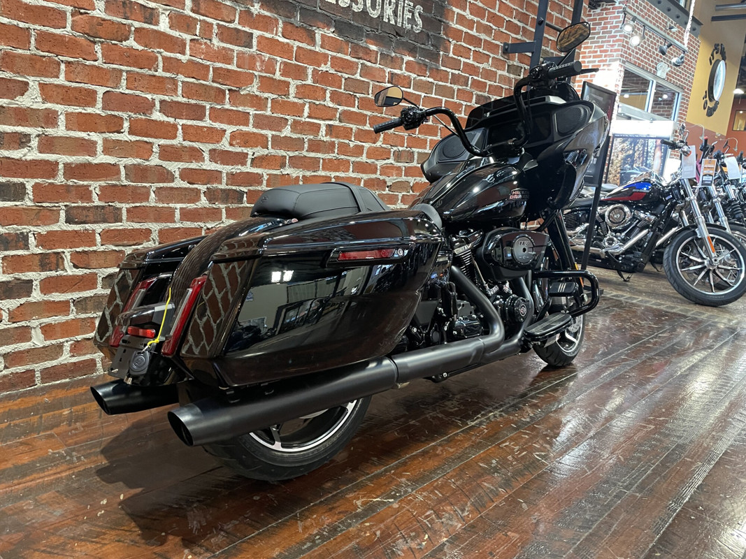 Road Glide®