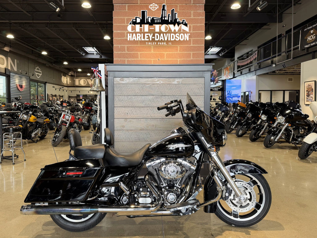 Street Glide®