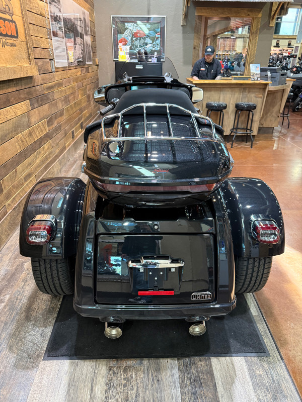 Street Glide® 3 Limited