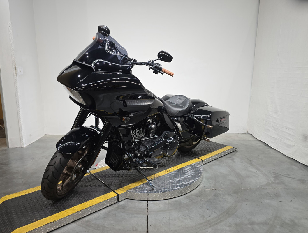 Road Glide® ST