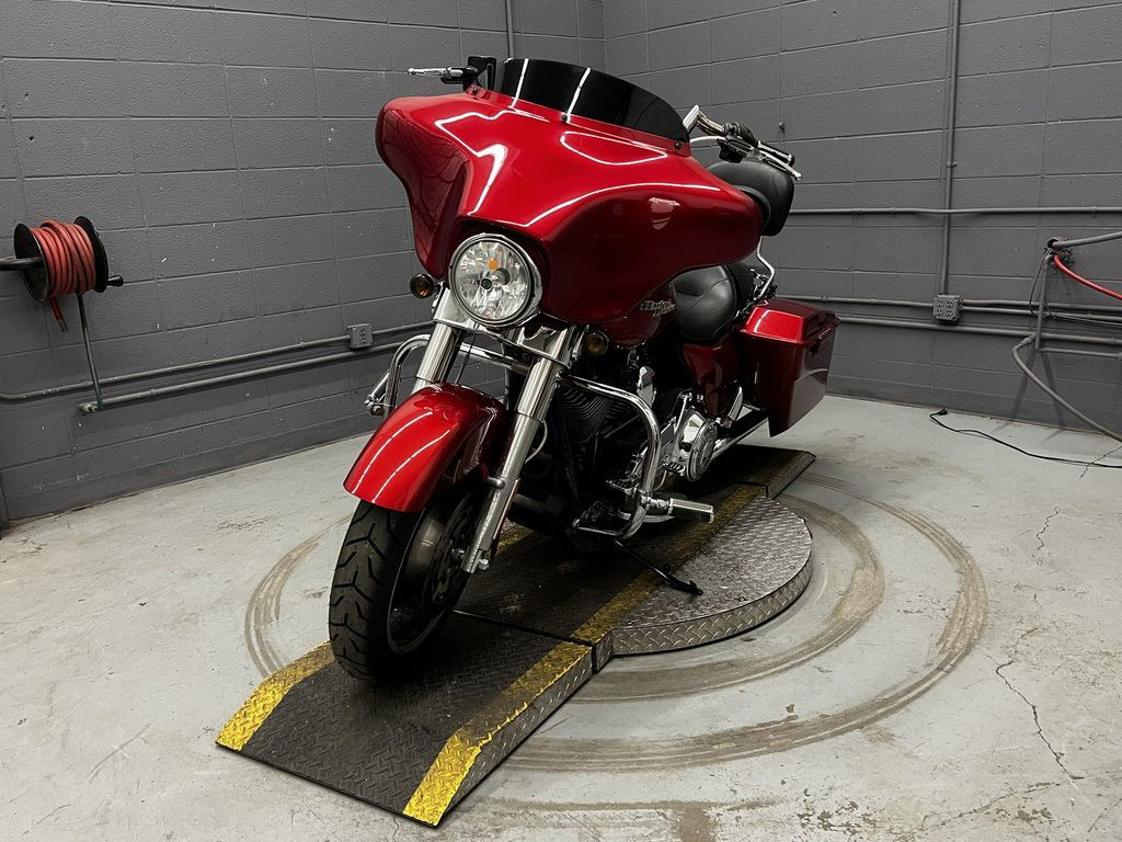 Street Glide®